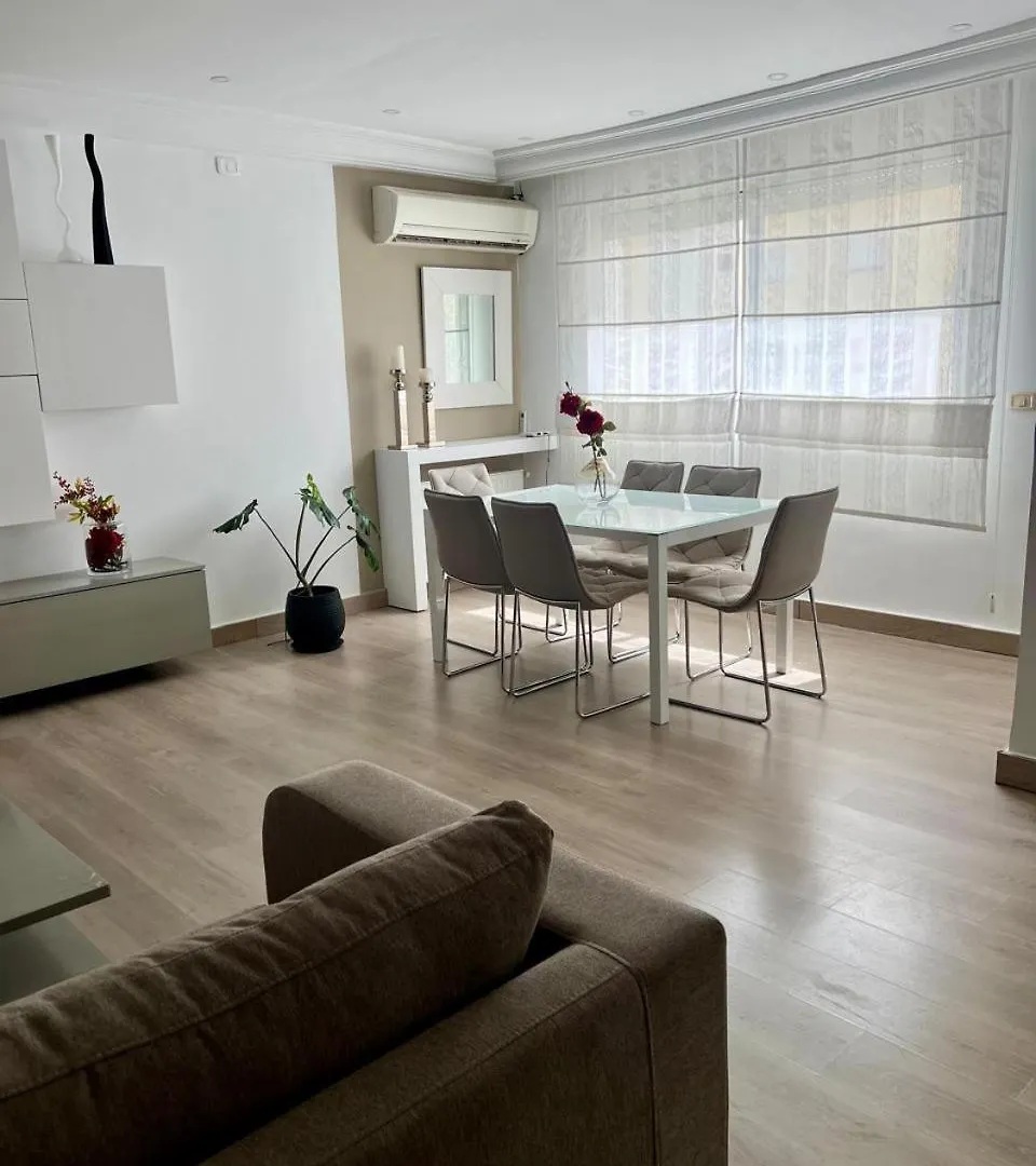 Cozy Apartment In Tunis